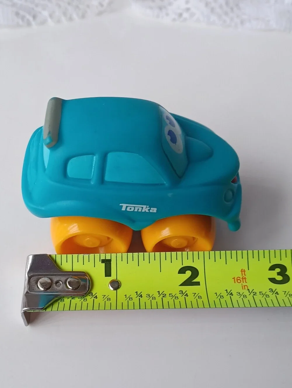 (2) PLAYSKOOL/TONKA/HASBRO WHEEL PALS CHUCK & FRIENDS GREEN RACER & BLUE CAR